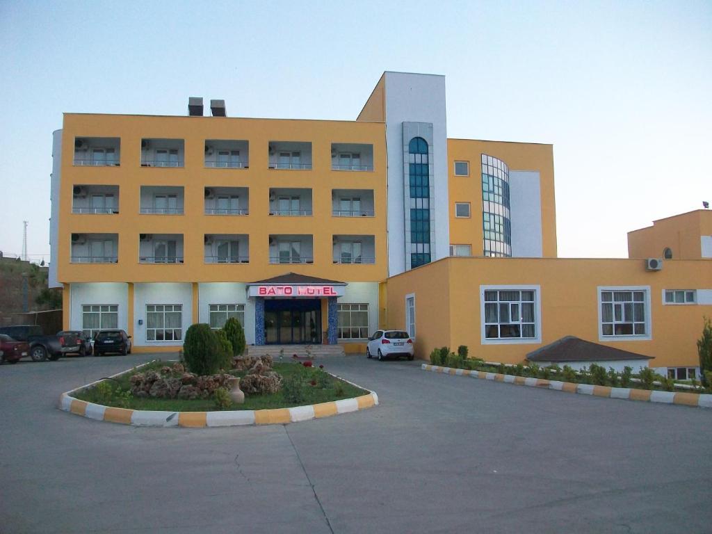 Bato Thermal Hotel Batman Exterior photo